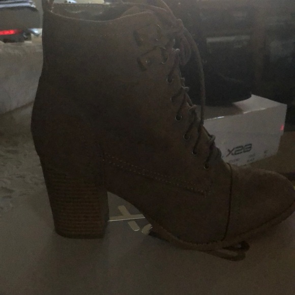 Lace up booties - Picture 3 of 4